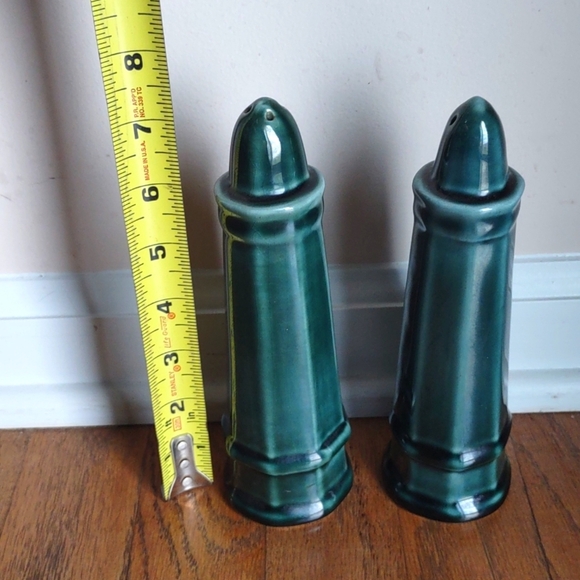 Vintage Pfaltzgraff Heritage Williamsburg Blue Green Salt and Pepper Shakers - Picture 5 of 5